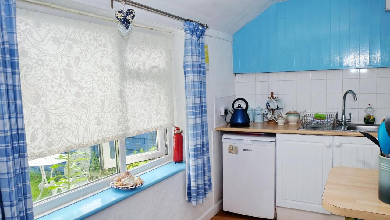 Wellspring Cottage Nr Kynance Cove Лизард Экстерьер фото